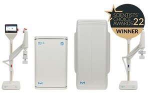 白色の背景にMilli-Q<sup>®</sup> IQ 7003/05/10/15超純水・純水製造装置。右上隅にサイエンティスツチョイス・アワード22受賞者のロゴ。